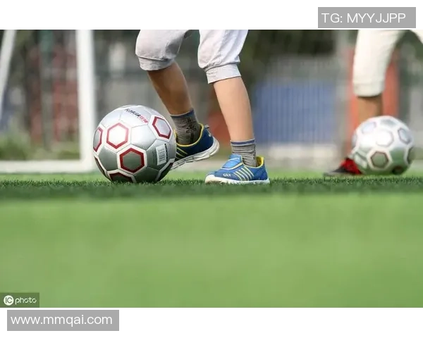 吴秀英独家分享足球心得与技巧解析助你提升球技